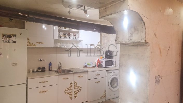 Image No.8-2 Bed House for sale