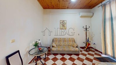 house-poroi-living-room-2