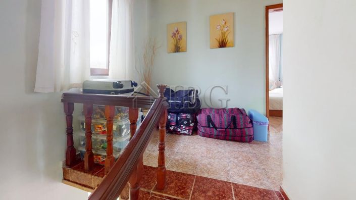 Image No.9-3 Bed House for sale