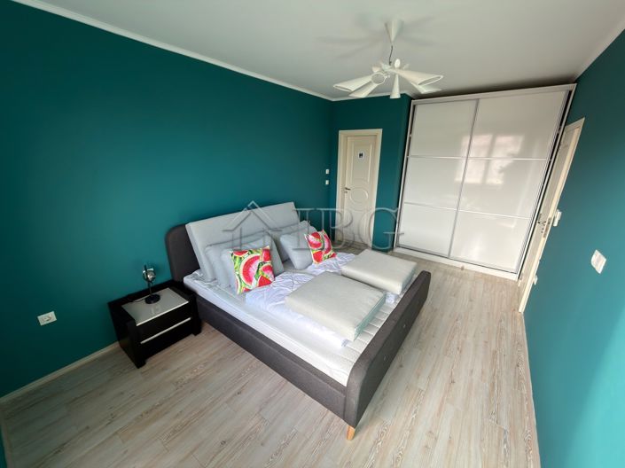 Image No.20-2 Bed Apartment for sale