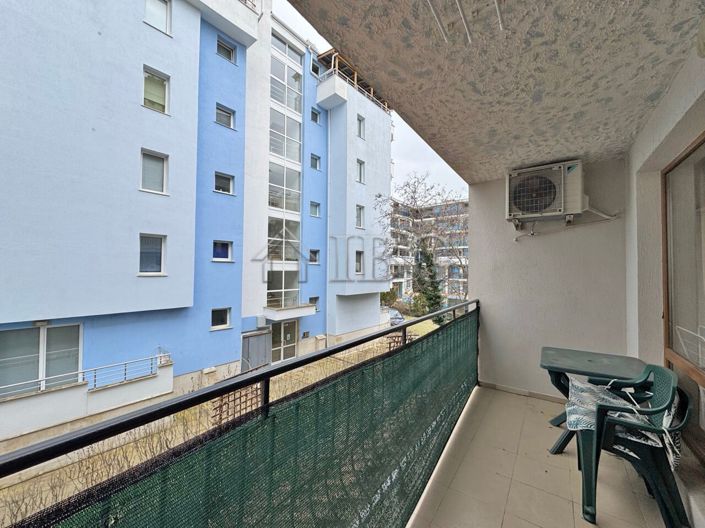 Image No.6-Apartment for sale