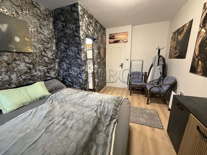 Image No.10-1 Bed Apartment for sale