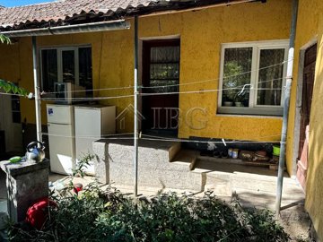 renovated-house-with-big-garden-not-far-from-