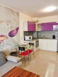 eb8fd573-e1b9-4619-89f2-306451203c71