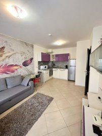 ef547fd7-35c5-4a53-b76a-cfd35dbc6649