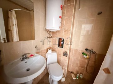 sunny-day-5-studio-for-sale-13