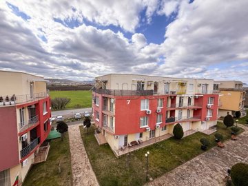 sunny-day-5-studio-for-sale-8