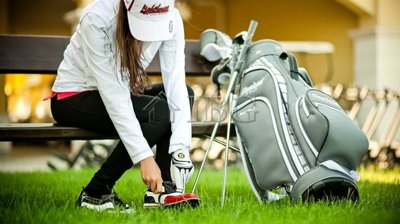 lighthouse-golf-curses-7-1