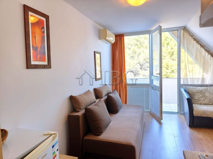 Image No.8-Apartment for sale