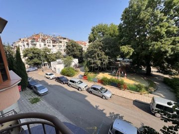 4d3d4f3c-0632-4b1f-b3c7-b3150096992b