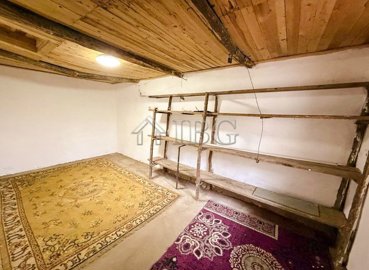 3-bedroom-house-outbuildings-5-km-to-general-