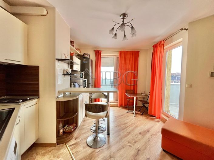 Image No.11-2 Bed Apartment for sale