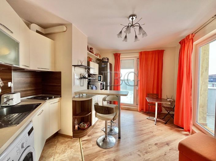 Image No.8-2 Bed Apartment for sale