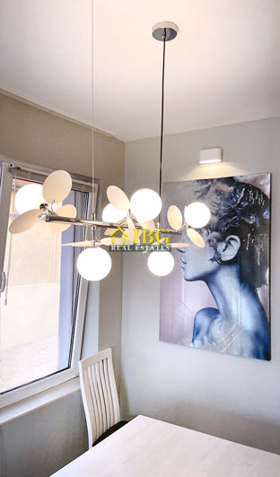 Image No.12-6 Bed House for sale