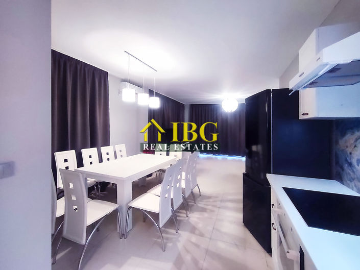 Image No.18-6 Bed House for sale