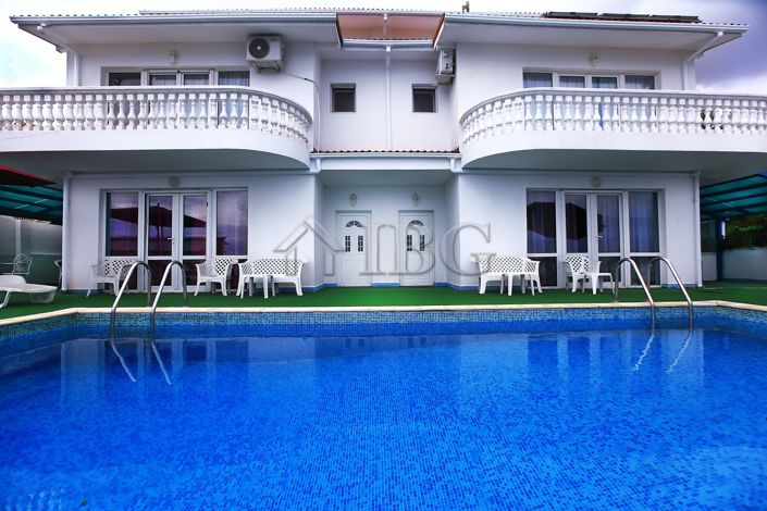 Image No.2-6 Bed House for sale