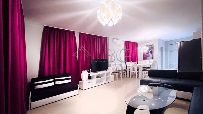 Image No.7-6 Bed House for sale