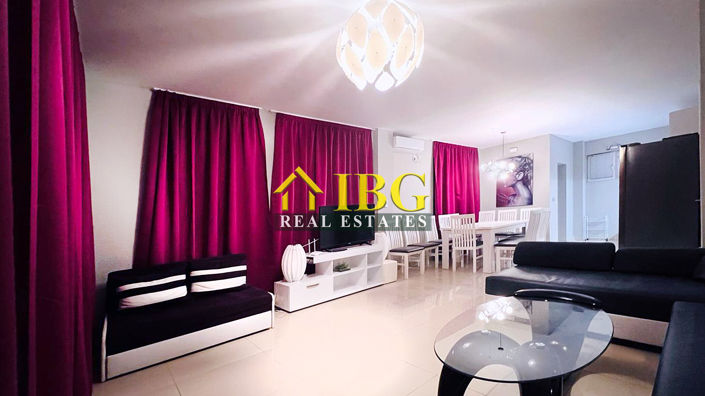 Image No.9-6 Bed House for sale