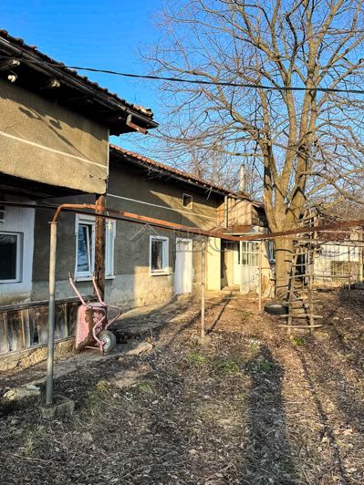 Image No.4-2 Bed House for sale