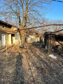 house-for-renovation-brestovitsa-4