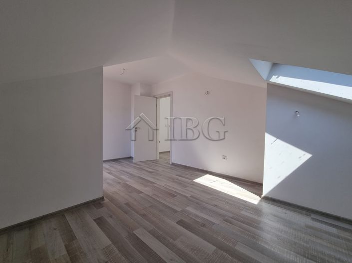 Image No.10-1 Bed Apartment for sale