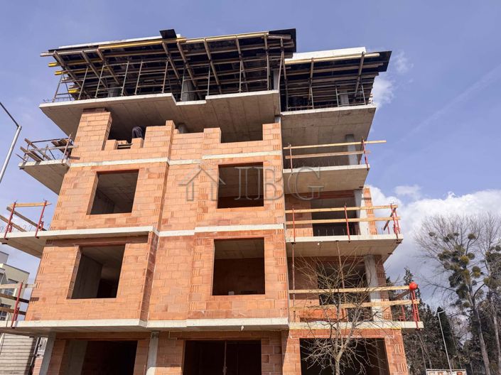 Image No.6-Apartment for sale