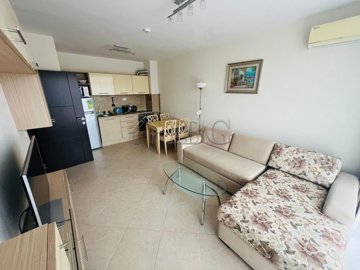 e18daaf3-2258-4c4b-980b-aad7e059c54d