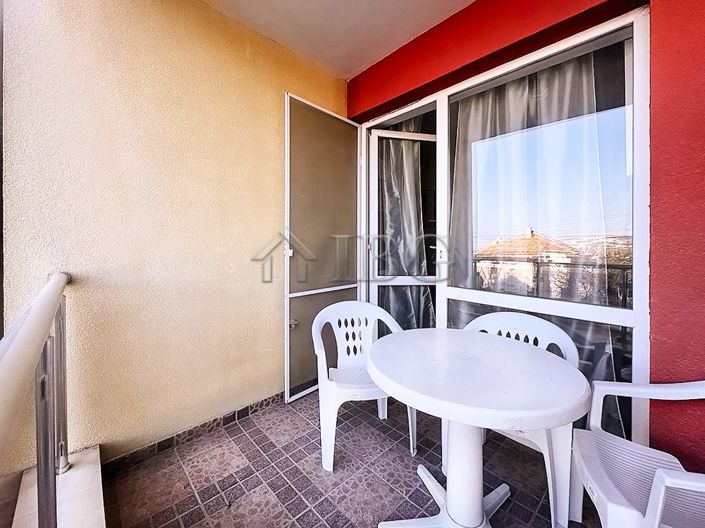 Image No.10-1 Bed Apartment for sale