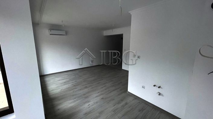 Image No.4-Apartment for sale