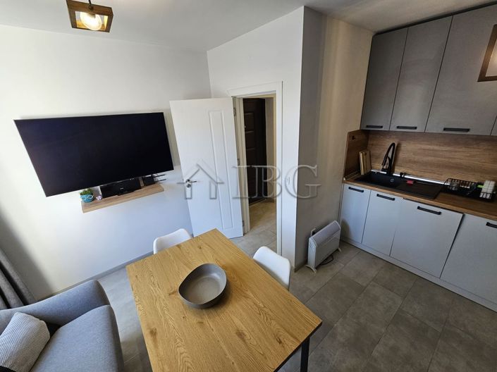 Image No.2-Appartement de 2 chambres à vendre à Burgas