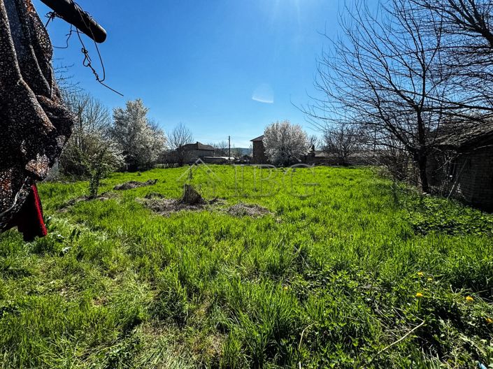 Image No.6-3 Bed House for sale