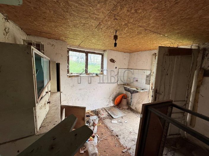 Image No.11-House for sale