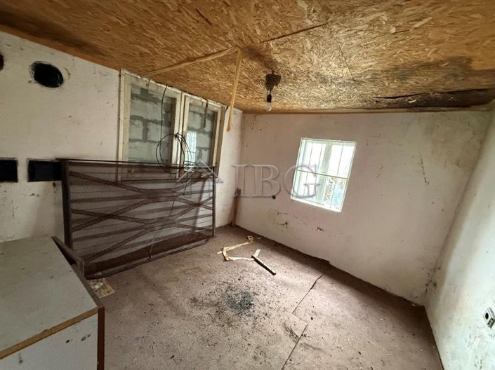 Image No.8-House for sale