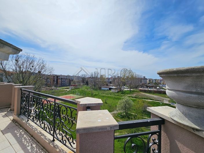 Image No.16-2 Bed Apartment for sale