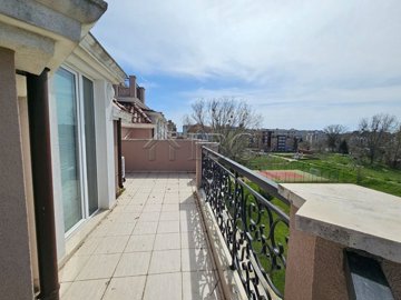sunny-beach-bulgaria-2-bedroom-apartment-izid