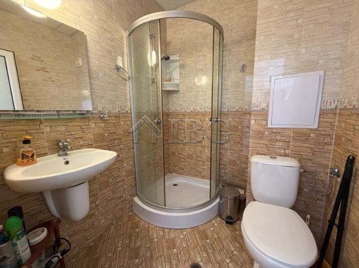Image No.20-2 Bed Apartment for sale