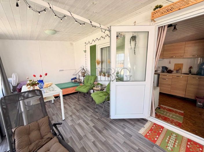 Image No.10-1 Bed House for sale