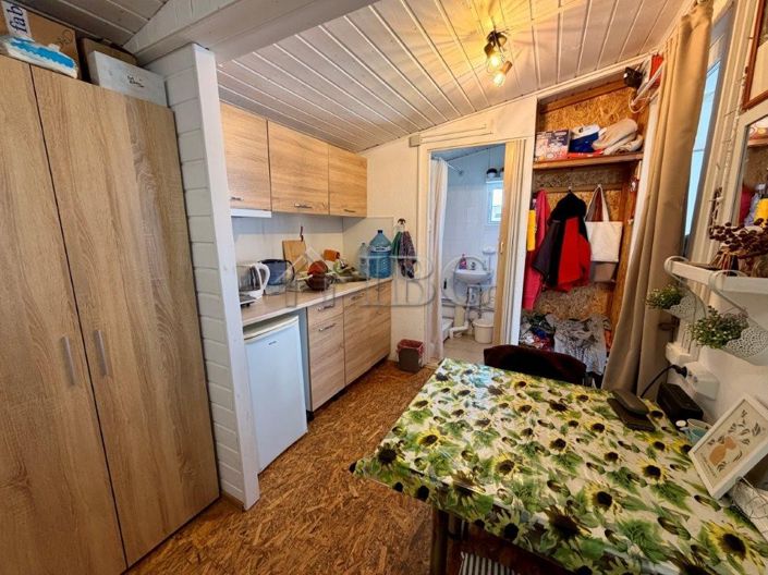 Image No.5-1 Bed House for sale