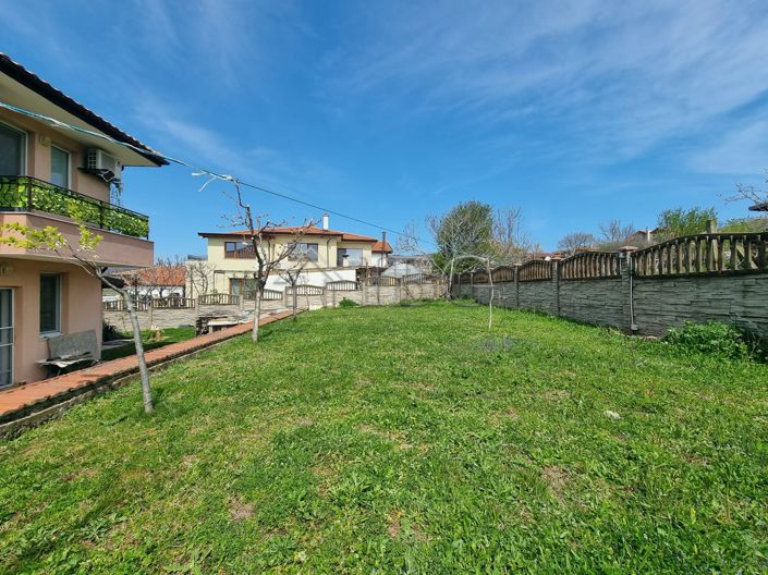 Image No.3-4 Bed House for sale