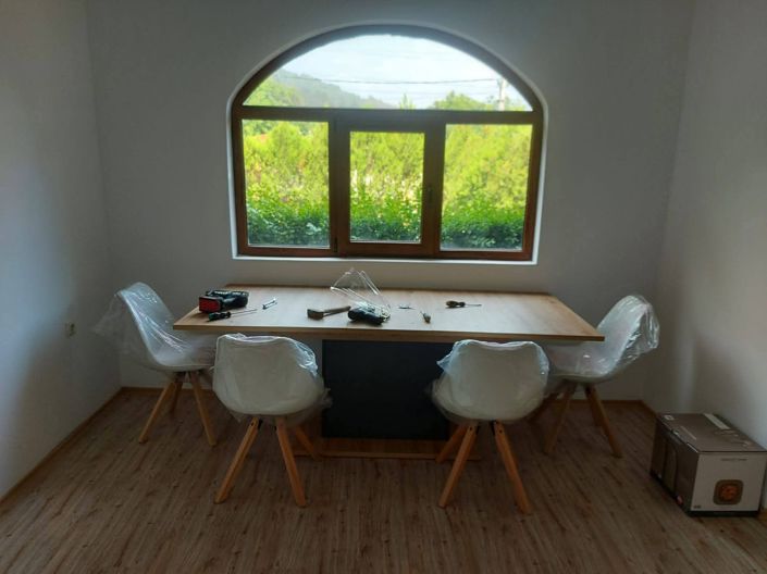 Image No.12-2 Bed House for sale