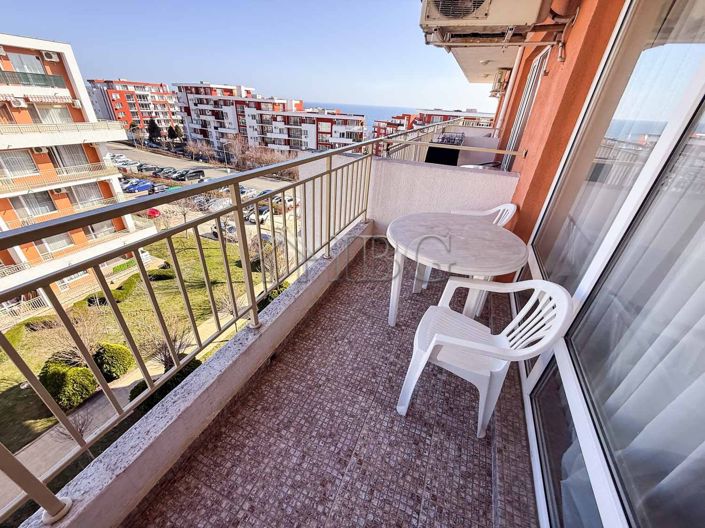 Image No.8-Apartment for sale