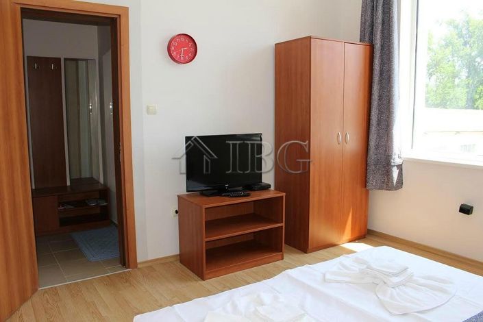 Image No.18-23 Bed Hotel for sale