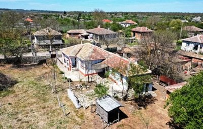 house-for-sale-25-km-from-the-sea-2