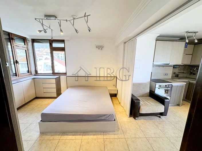 Image No.10-1 Bed Apartment for sale