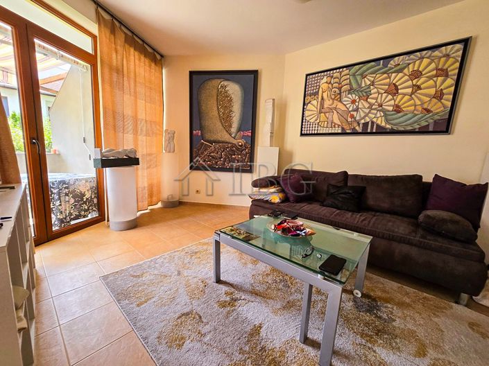Image No.16-2 Bed House for sale