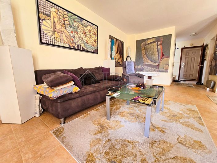 Image No.18-2 Bed House for sale