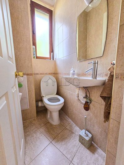 Image No.6-2 Bed House for sale