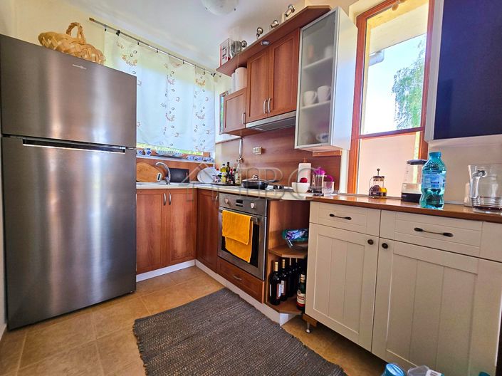 Image No.8-2 Bed House for sale