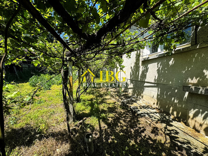 Image No.3-4 Bed House for sale