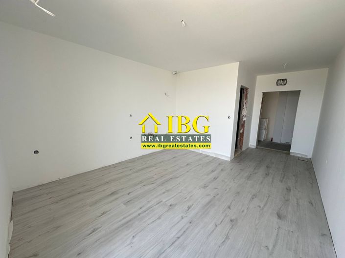 Image No.5-Apartment for sale
